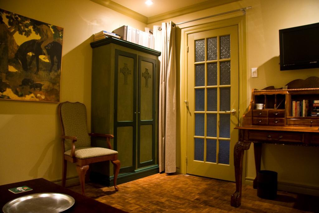 Le Cartier Bed And Breakfast Montréal Szoba fotó